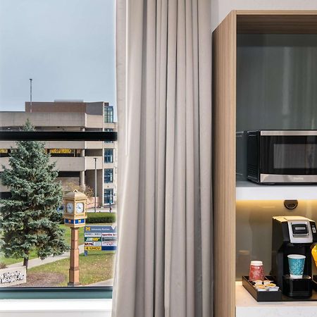 Hilton Garden Inn Flint Downtown Esterno foto