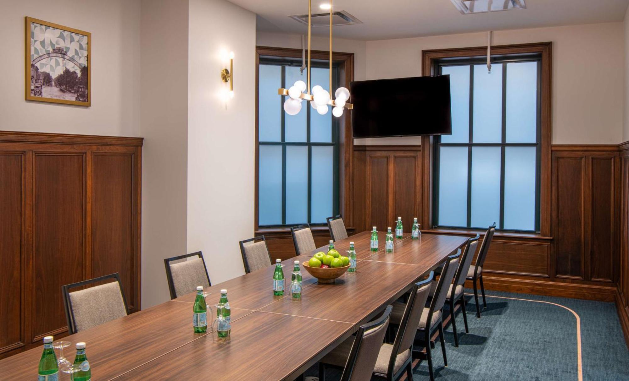 Hilton Garden Inn Flint Downtown Esterno foto